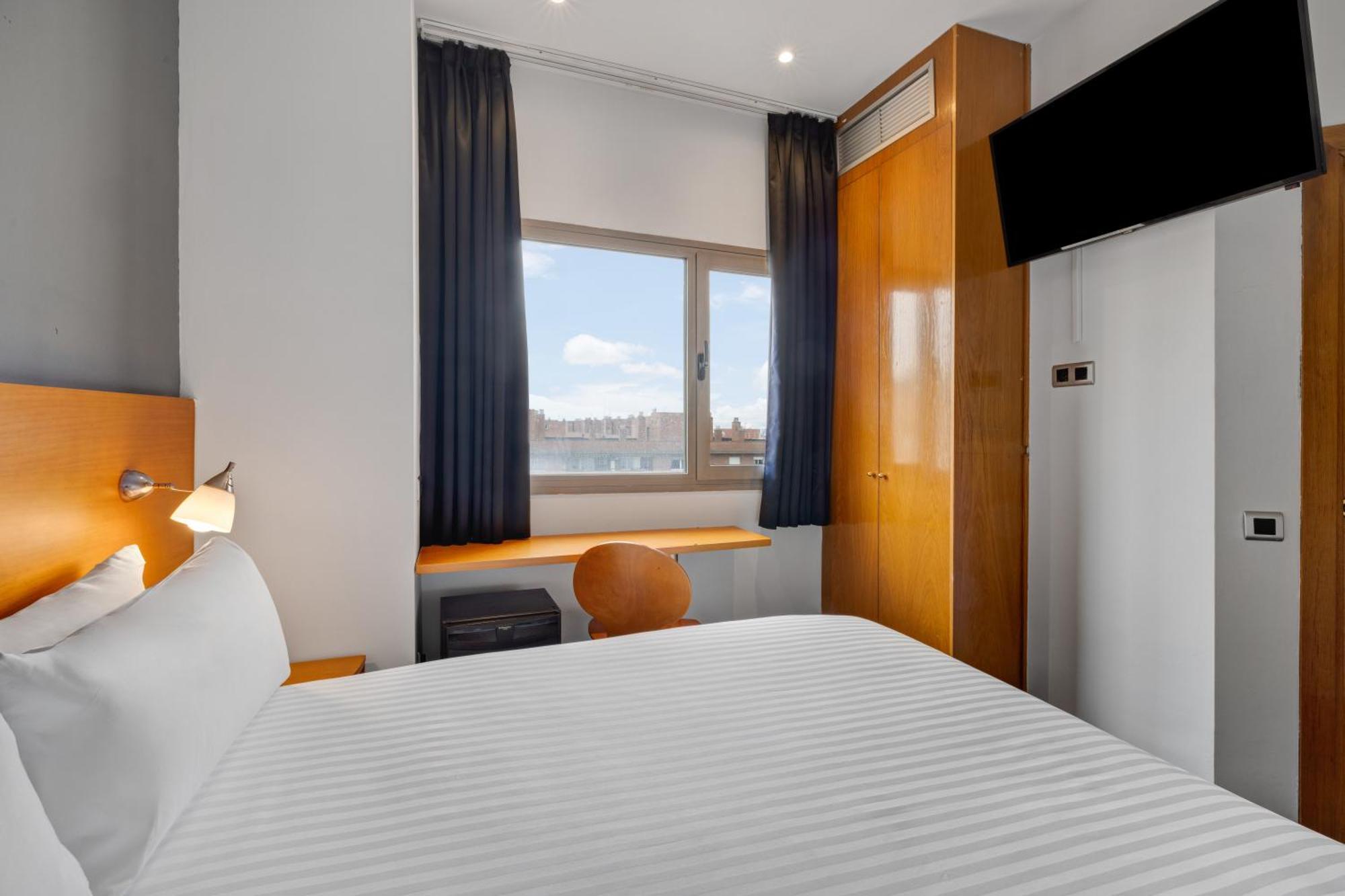 B&B Hotel Barcelona Mollet Porta De Gallecs Мольет-дель-Вальес Экстерьер фото