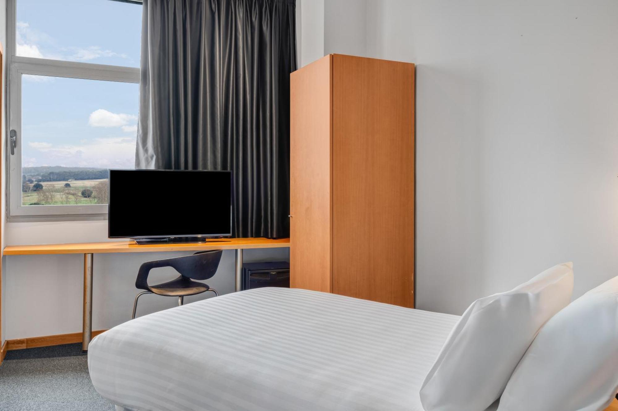 B&B Hotel Barcelona Mollet Porta De Gallecs Мольет-дель-Вальес Экстерьер фото