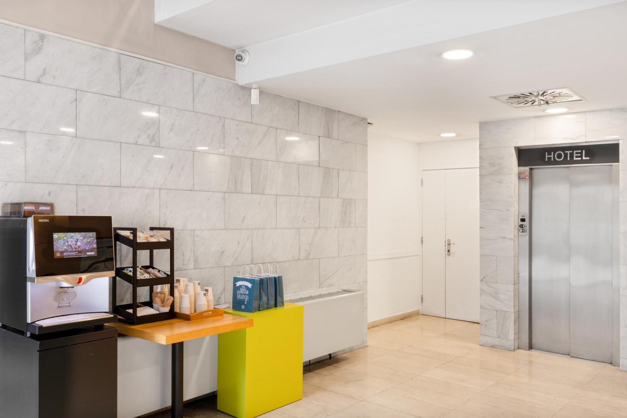 B&B Hotel Barcelona Mollet Porta De Gallecs Мольет-дель-Вальес Экстерьер фото