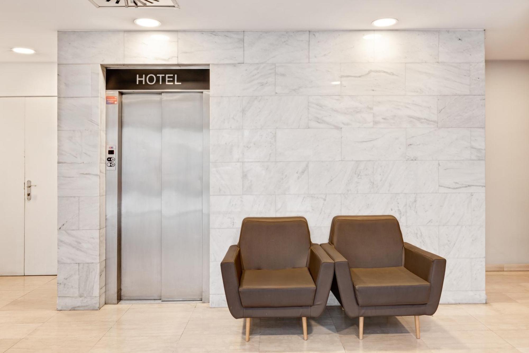 B&B Hotel Barcelona Mollet Porta De Gallecs Мольет-дель-Вальес Экстерьер фото