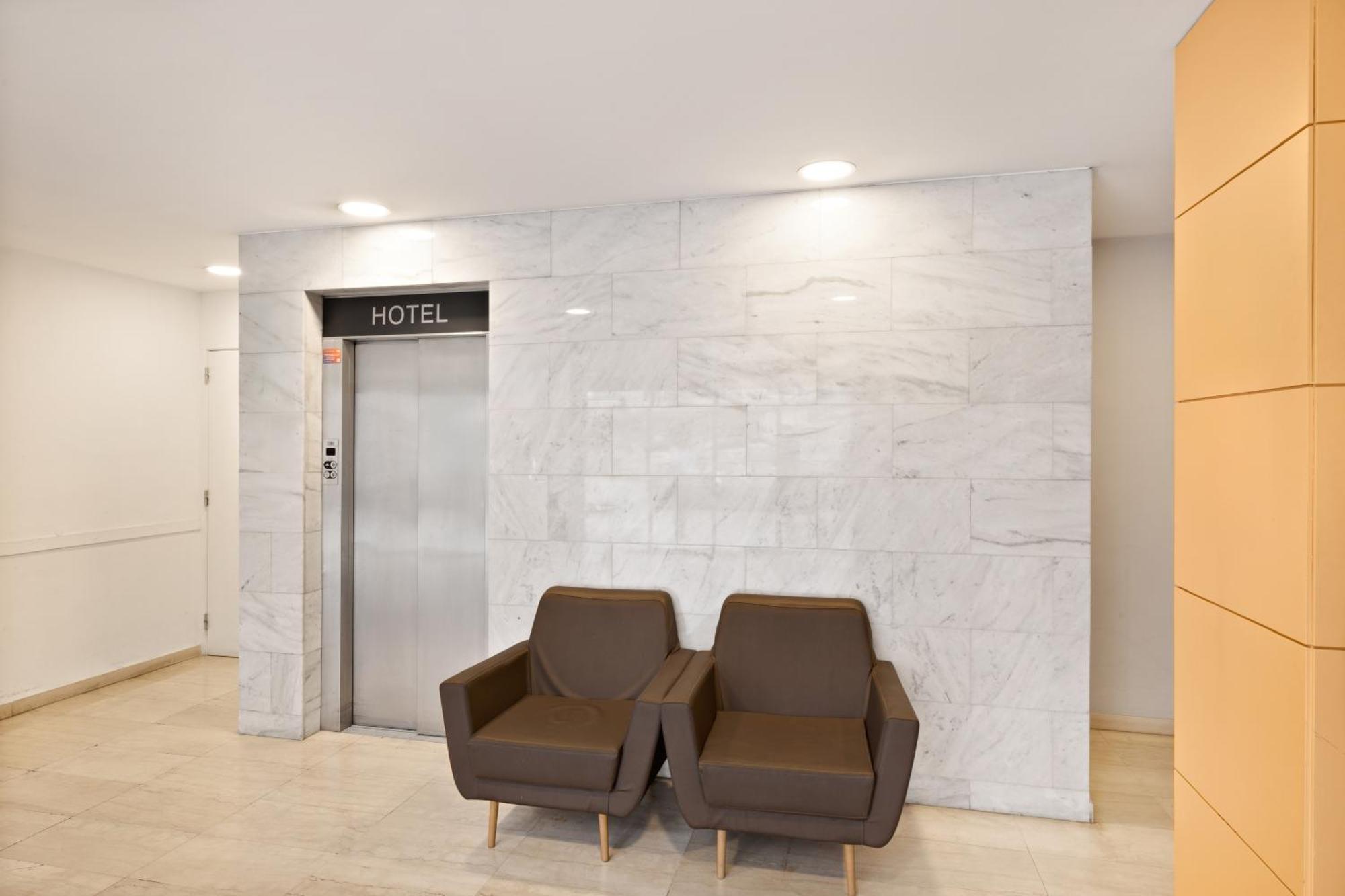 B&B Hotel Barcelona Mollet Porta De Gallecs Мольет-дель-Вальес Экстерьер фото